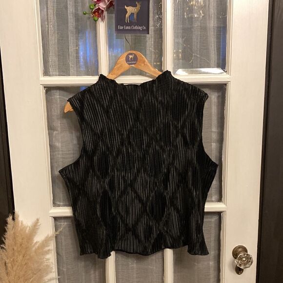 Crinkle Mock Neck Silky Crop Sleeveless Top - Picture 2 of 7